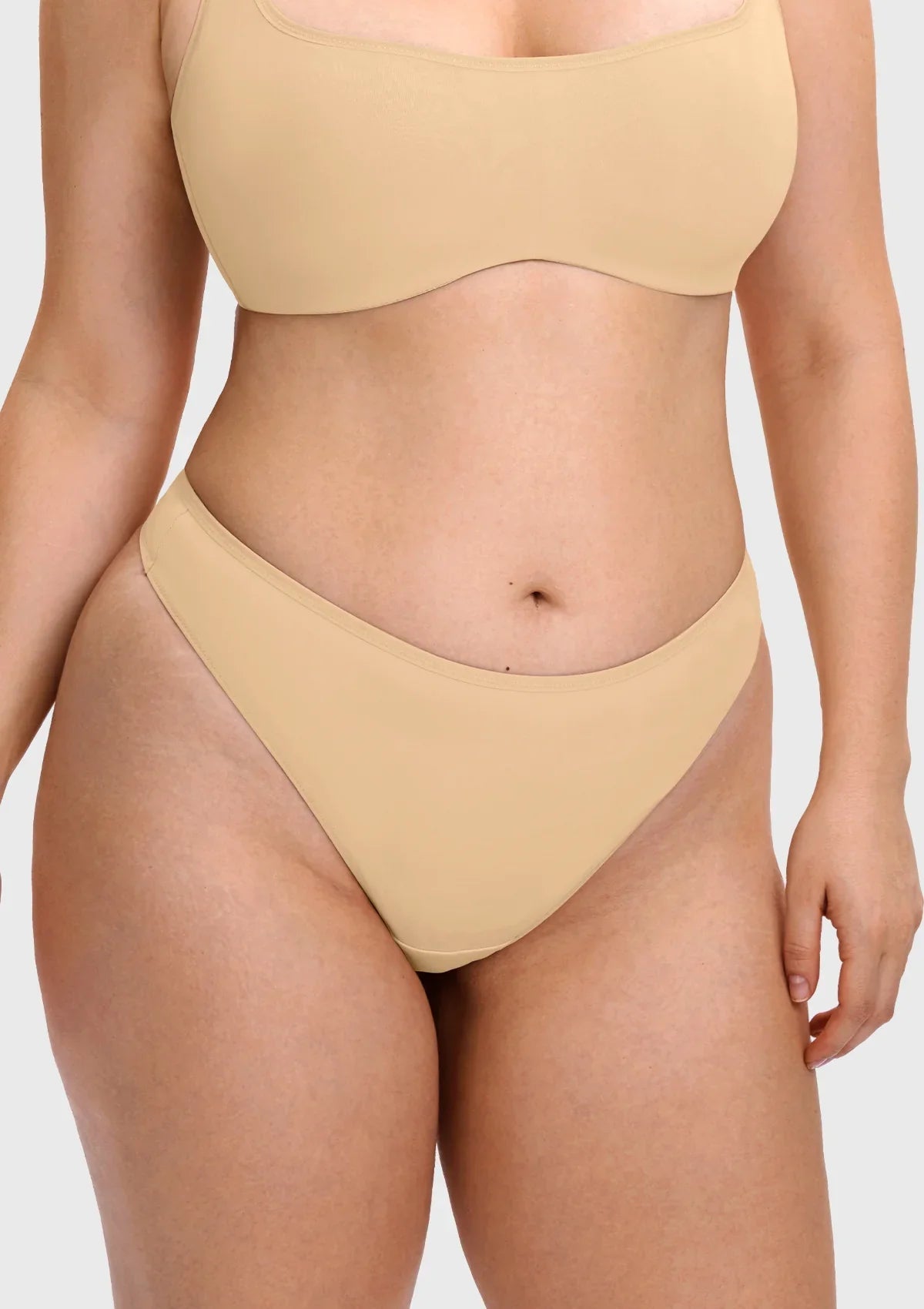 Vespera Smooth Seamless High-Cut Underwear - HSIA