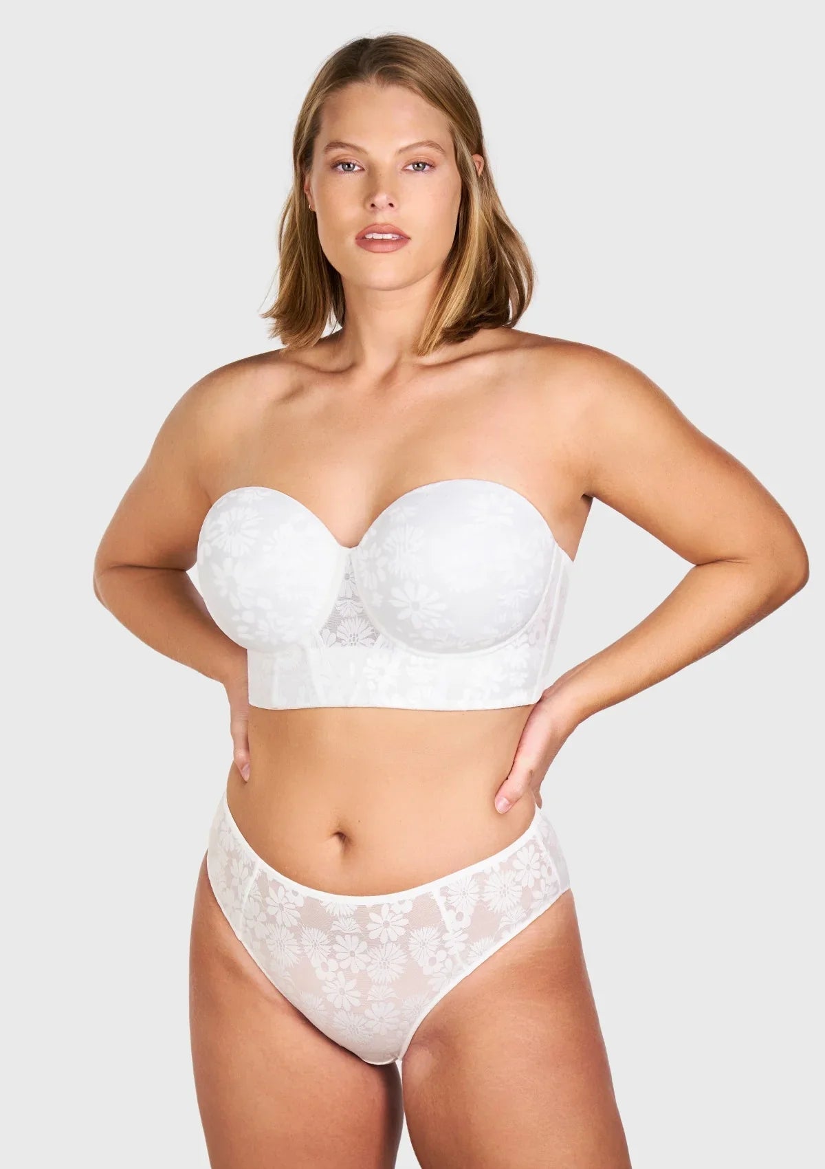 Daisy Lightly Padded Longline Underwire Strapless Balconette Bra