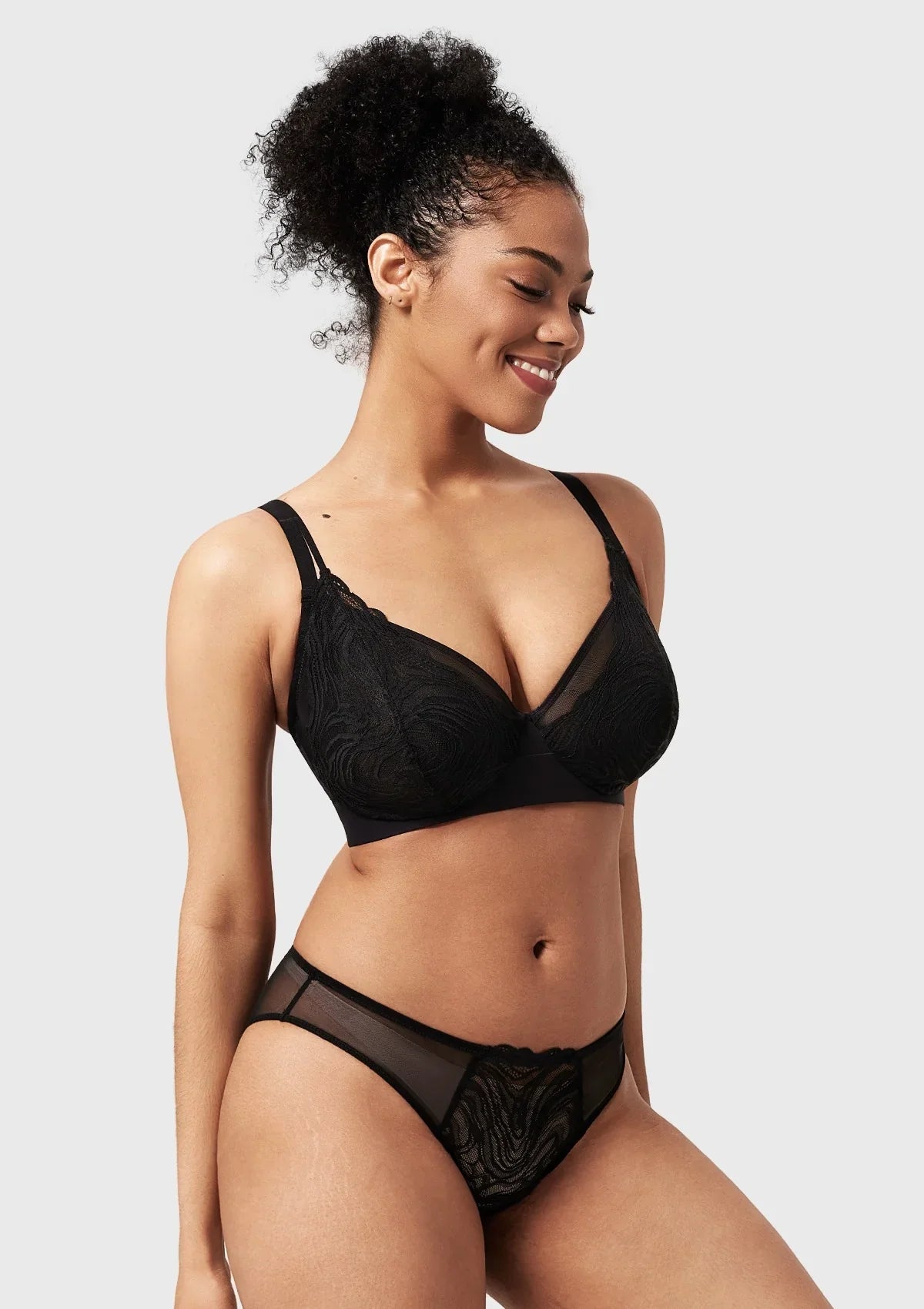 Serenata Flora Linear Lace Sheer Mesh Full Coverage Unlined Underwire Bra