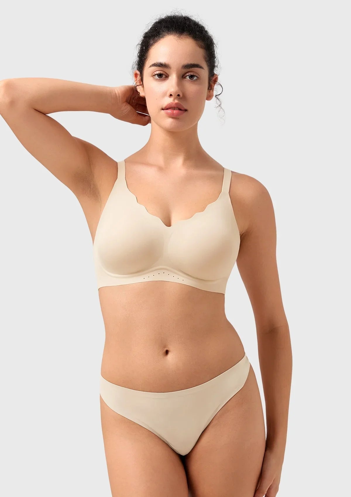 Songful All Day Comfort Petal-shaped V Neckline Wireless Buttery Soft Seamless Full Coverage Wirefree T-shirt Bra