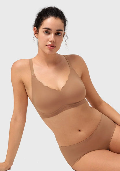 Songful All Day Comfort Petal-shaped V Neckline Wireless Buttery Soft Seamless Full Coverage Wirefree T-shirt Bra