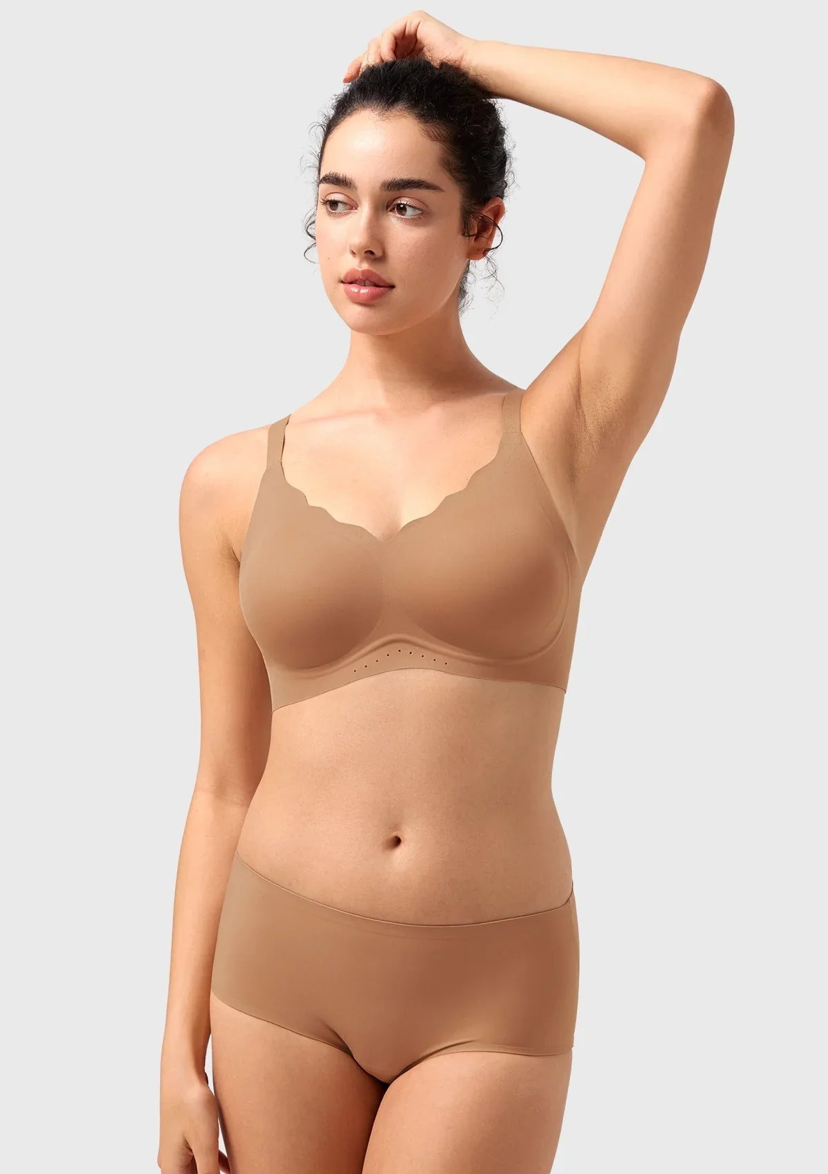 Songful All Day Comfort Petal-shaped V Neckline Wireless Buttery Soft Seamless Full Coverage Wirefree T-shirt Bra