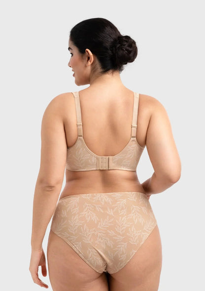 CoolComfort Smoothing Unlined Underwire Minimizer Bra