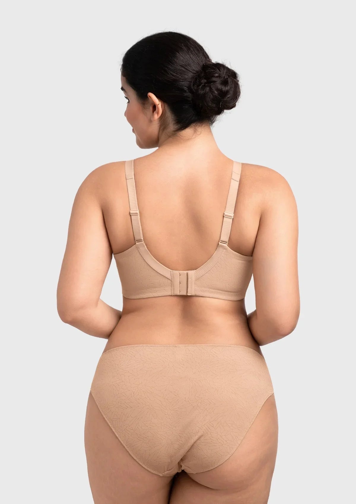 HSIA CoolComfort Plus Size Underwire Smoothing Wide Strap Full Coverage Unlined Minimizer T-shirt Bra