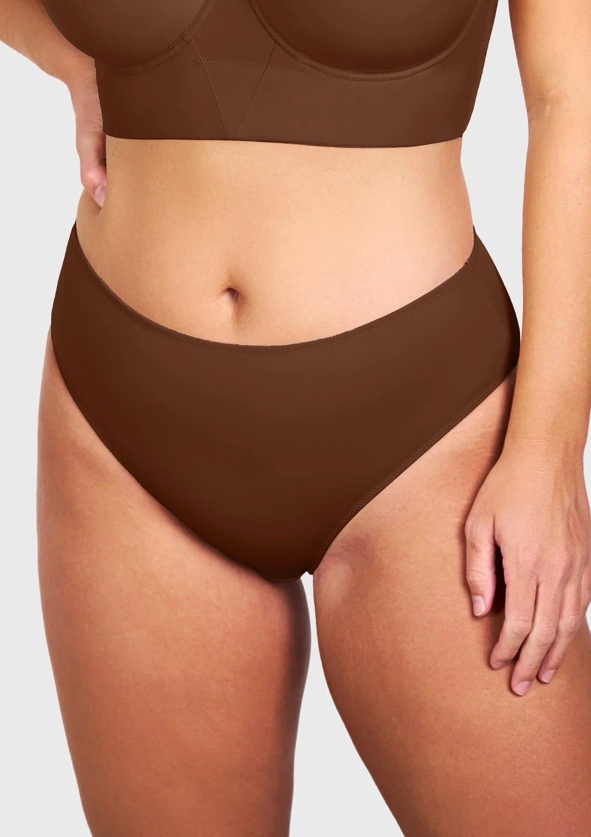 Daisy Modern High Brief Seamless Panty