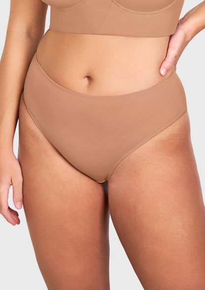 Daisy Modern High Brief Seamless Panty