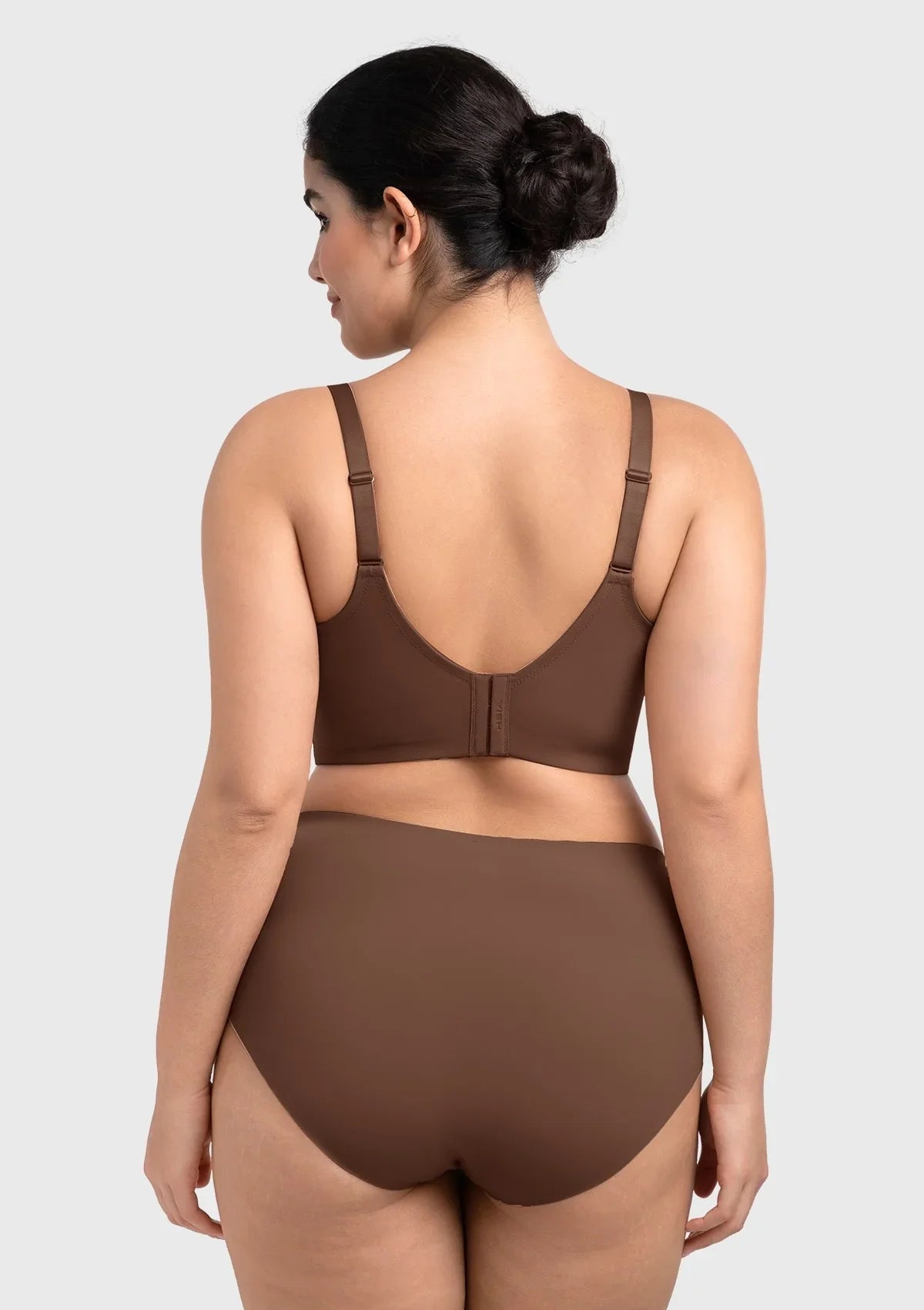 HSIA Delia Plus Size Lightly Padded Seamless Full Coverage Underwire Longline T-Shirt Bra for Fuller Bust