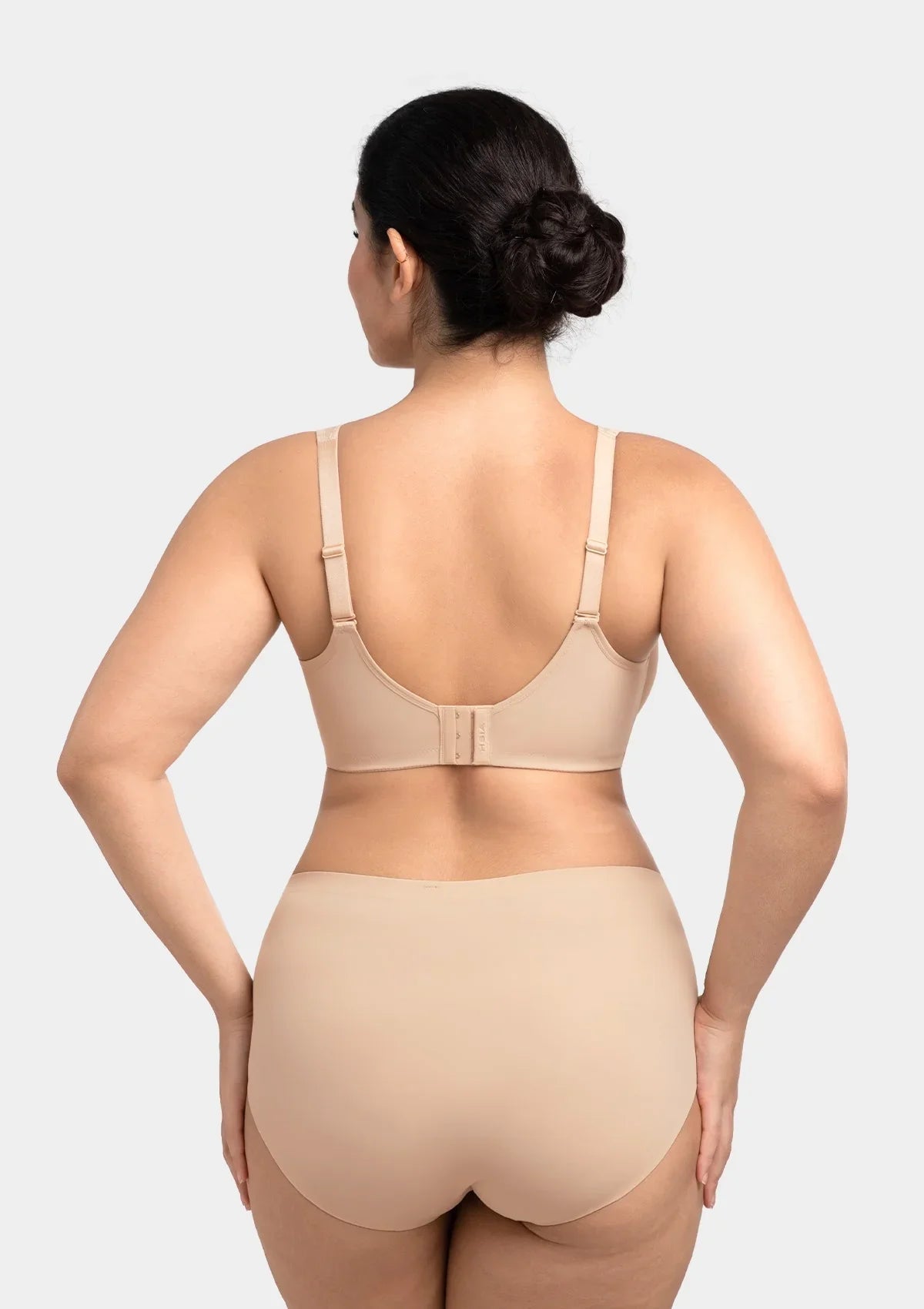 HSIA Alina Full Coverage Underwire Bra Plus Size Supportive Unlined Adjustable Strap Comfort Fit T-Shirt Style
