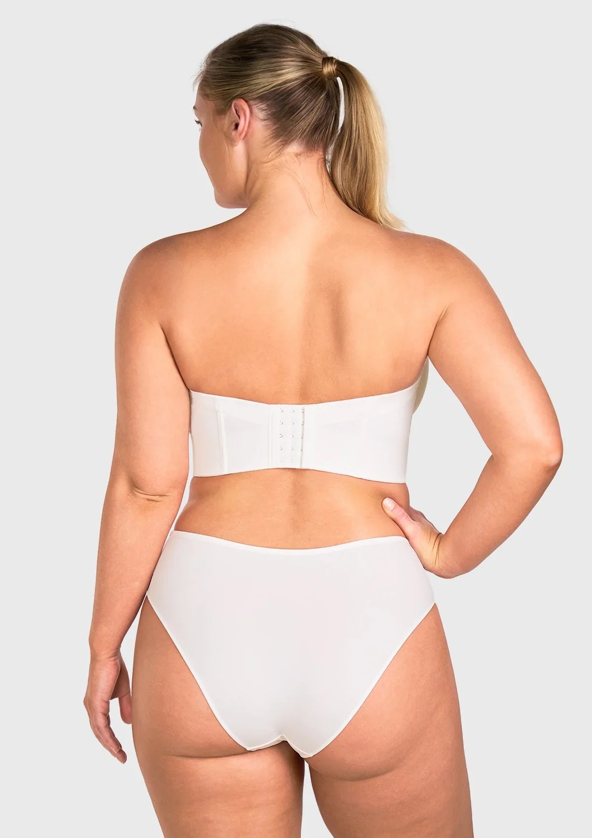 Seamless Cooling Longline Strapless Bra
